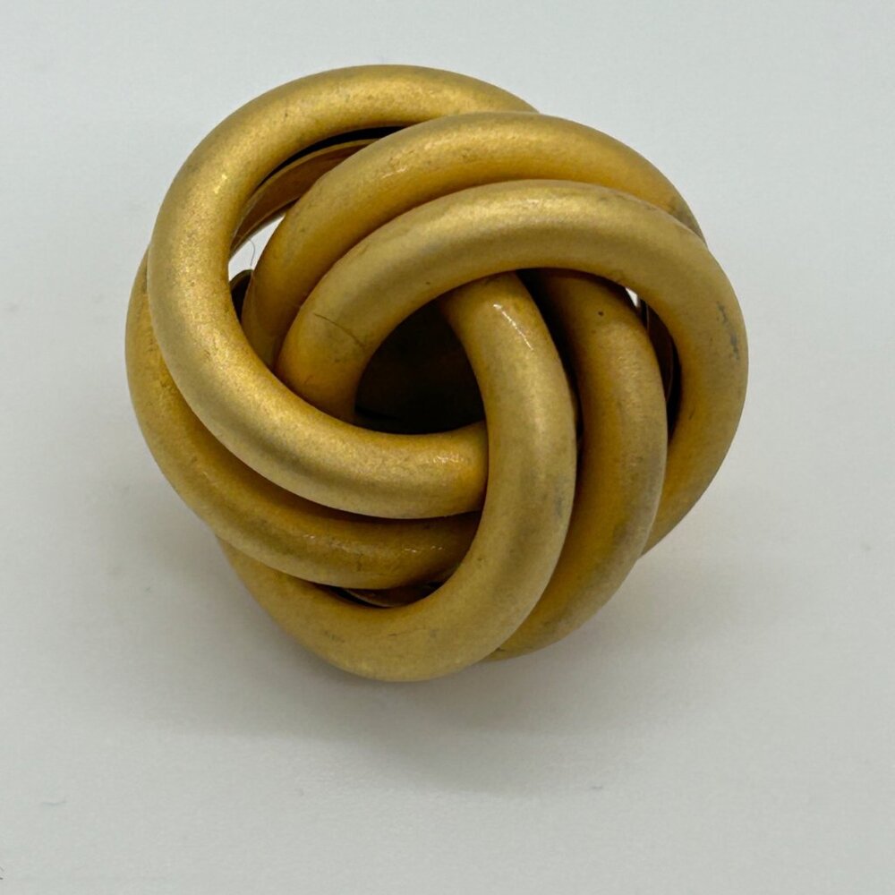 Vintage Matte Gold Knot Earrings Clip-On Brushed Gold-Tone Love Knot Statement - Picture 4 of 16